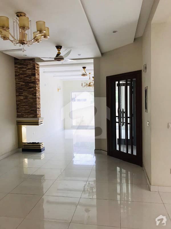 10 Marla Luxury Bungalow For Sale At prime Location