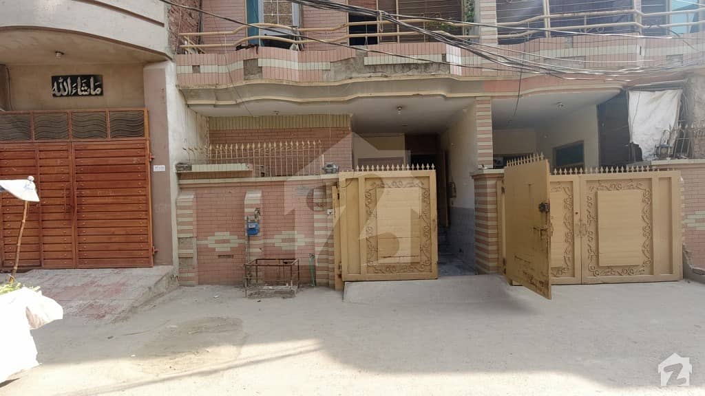 کالج روڈ لاہور میں 3 کمروں کا 3 مرلہ مکان 65 لاکھ میں برائے فروخت۔