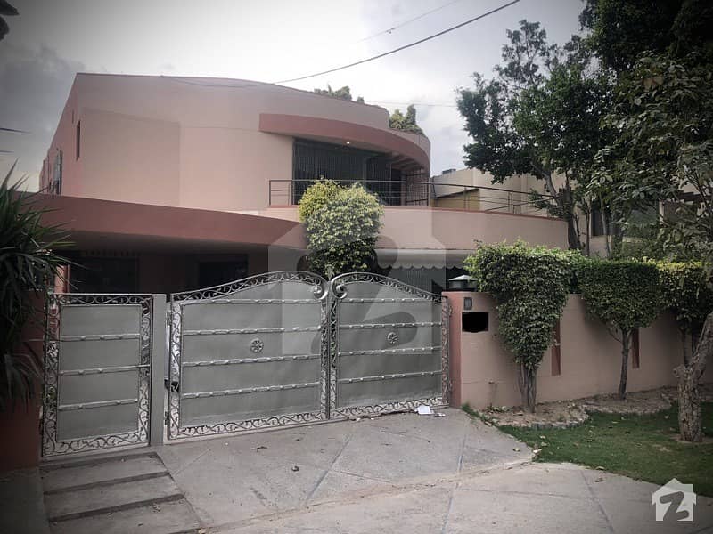 ڈی ایچ اے فیز 3 ڈیفنس (ڈی ایچ اے) لاہور میں 5 کمروں کا 1 کنال مکان 4.7 کروڑ میں برائے فروخت۔