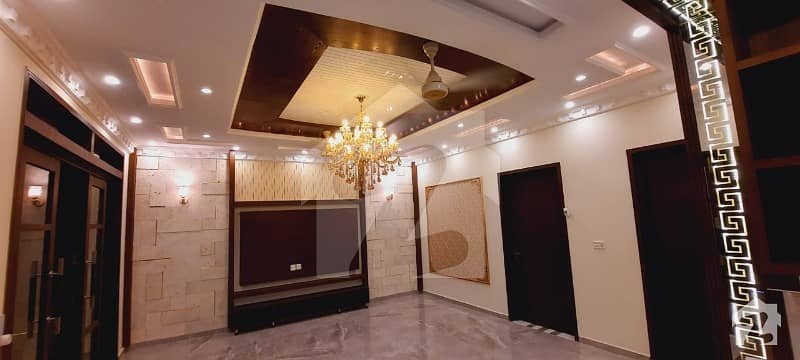 10 Marla Best Luxury Stylish House for sale in Sector C, Jasmine block Bahria town lahore