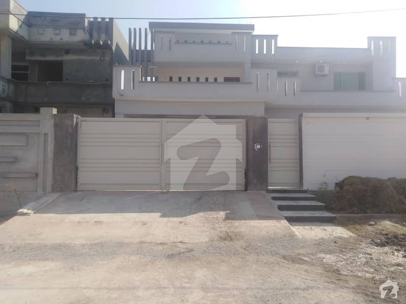 1 Kanal House Ideally Situated In Regi Model Town