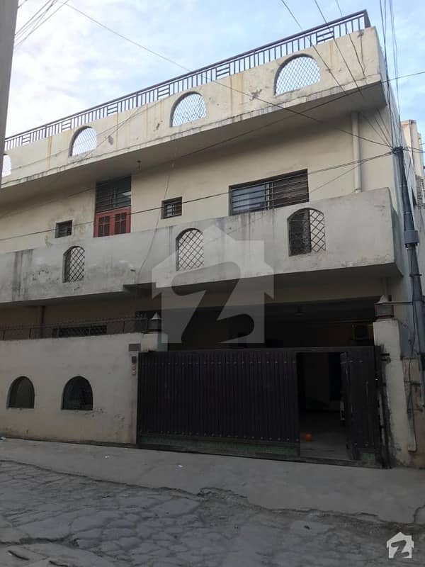 Beautiful 10 Marla House For Sale In H-13
