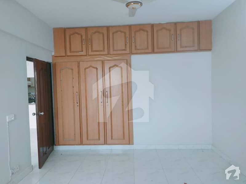 3 Bed Room 1700 Sq Ft Apartment For Rent
