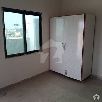 650  Square Feet Upper Portion Situated In Gulberg For Rent