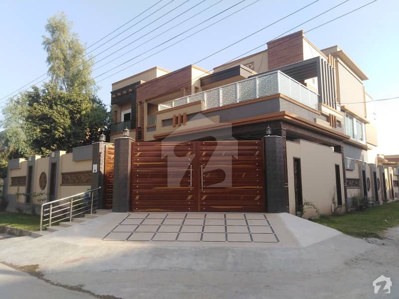 Centrally Located House In Hayatabad Is Available For Sale