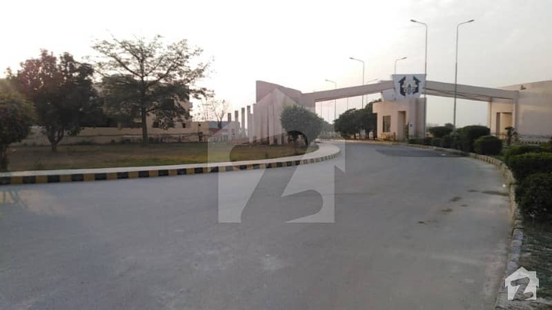 سوئی گیس سوسائٹی فیز 2 سوئی گیس ہاؤسنگ سوسائٹی لاہور میں 1 کنال رہائشی پلاٹ 72 لاکھ میں برائے فروخت۔