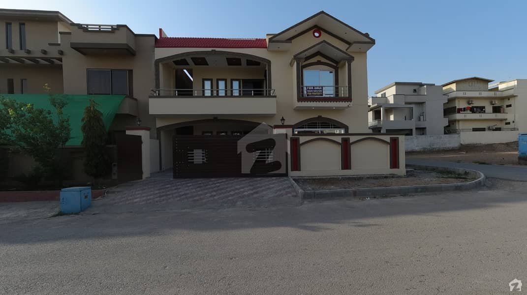 میڈیا ٹاؤن ۔ بلاک اے میڈیا ٹاؤن راولپنڈی میں 6 کمروں کا 12 مرلہ مکان 3.5 کروڑ میں برائے فروخت۔