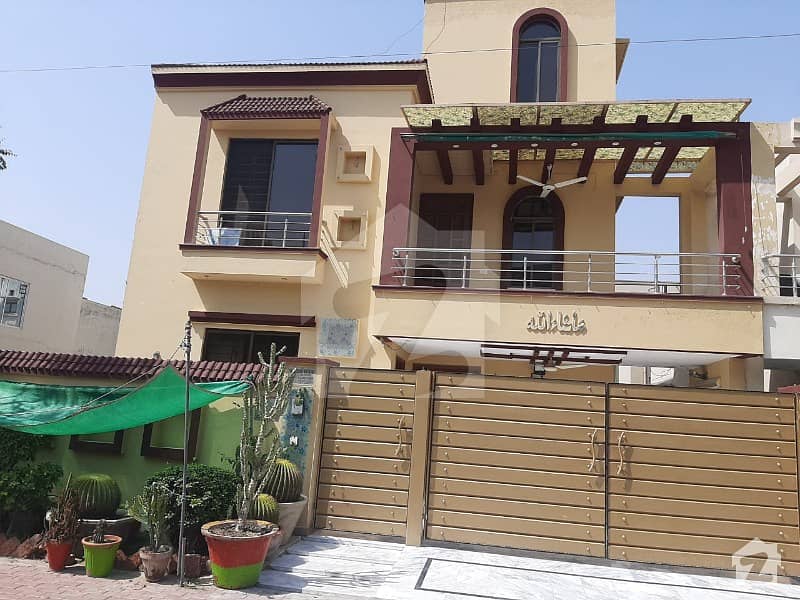 10 Marla Beautiful House For Sale In Chambeli Block Sector C Bahria Town Lahore