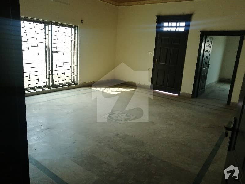 Premium 2250  Square Feet Upper Portion Is Available For Rent In Sargodha
