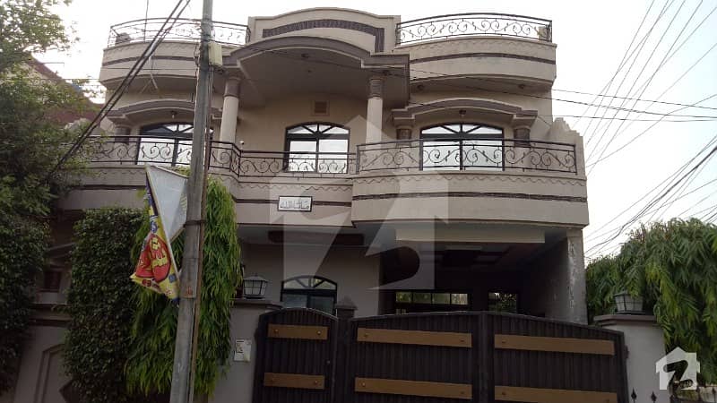 Well Constructed House Available For Sale In Faisal Town