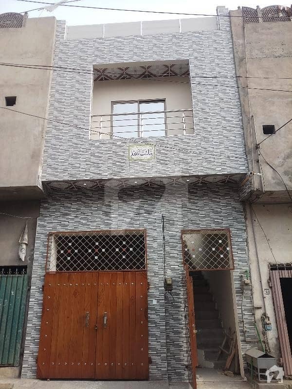 ستیانہ روڈ فیصل آباد میں 3 کمروں کا 3 مرلہ مکان 35 لاکھ میں برائے فروخت۔