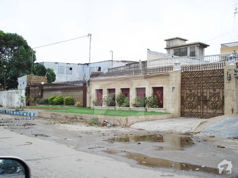 500 Square Yard House For Sale In Karachi Block-5 Fb Area