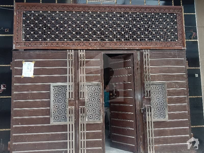 گلشنِ شالیمار ہاؤسنگ سکیم لاہور میں 2 کمروں کا 2 مرلہ مکان 42 لاکھ میں برائے فروخت۔