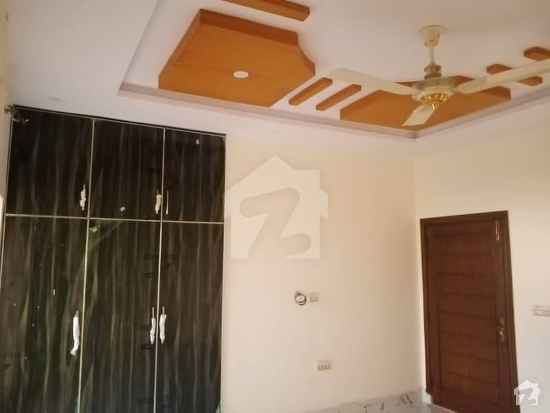 1125  Square Feet House On Khadim Ali Road For Sale At Good Location