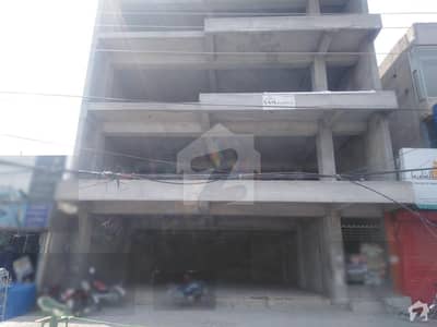 ریوینیو سوسائٹی لاہور میں 9 مرلہ عمارت 6.5 کروڑ میں برائے فروخت۔