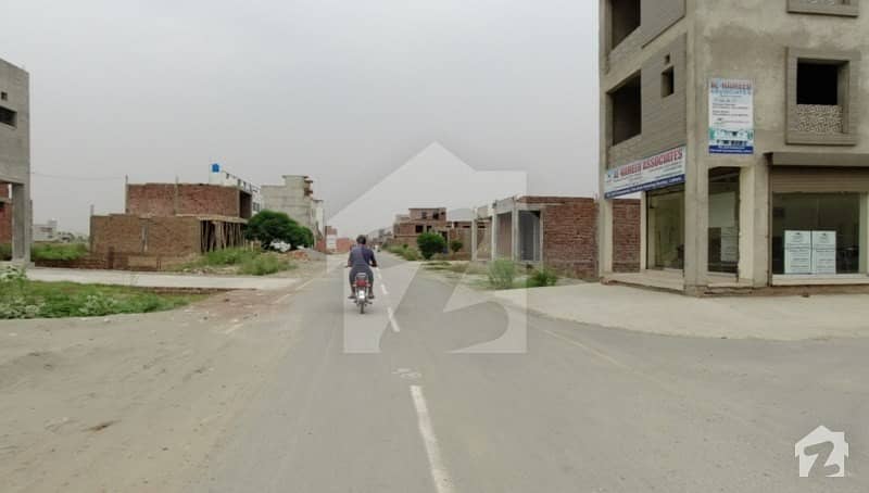 گالف ویولین پاک عرب ہاؤسنگ سوسائٹی لاہور میں 5 مرلہ رہائشی پلاٹ 25.5 لاکھ میں برائے فروخت۔