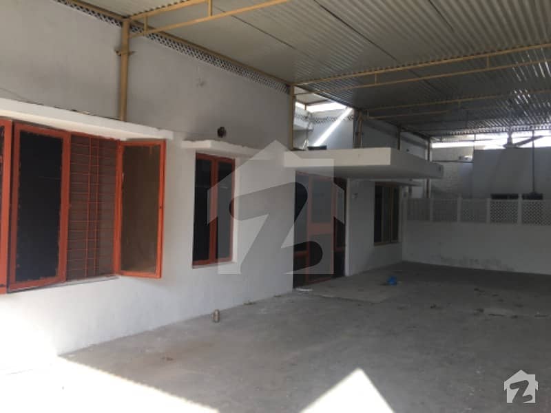 14 Marla Semi Commercial Single Storey House Is Available For Rent