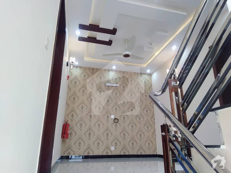 1 Kanal House For Sale Johar Town Lahore Main Road Commerical Building Prime Location Luxury Life Style In Very Affordable Price