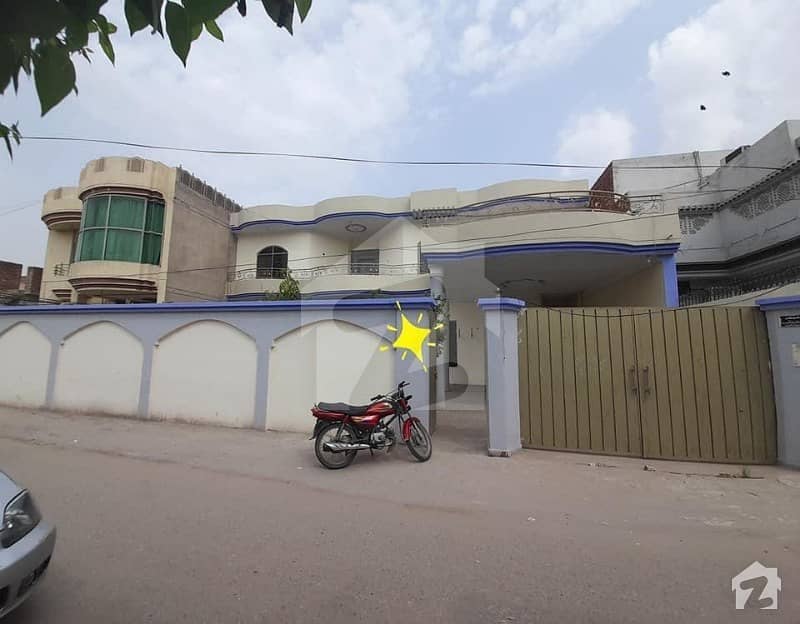 A Well Renovated Ground Floor Available At Prime Location Sabzazar Colony