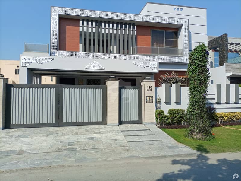 1 Kanal House Situated In DC Colony For Sale