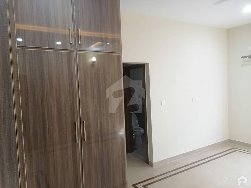 Spacious 2 Kanal House Available For Sale In Park Enclave