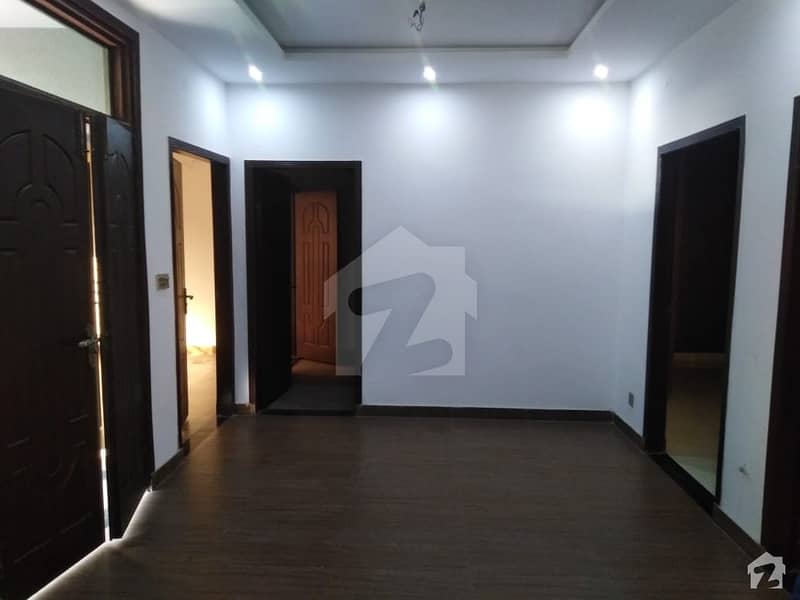 3 Marla Flat available for sale in Eden, Lahore