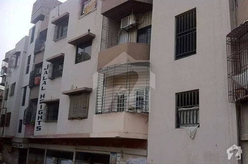 الہلال سوسائٹی کراچی میں 3 کمروں کا 7 مرلہ فلیٹ 1.35 کروڑ میں برائے فروخت۔