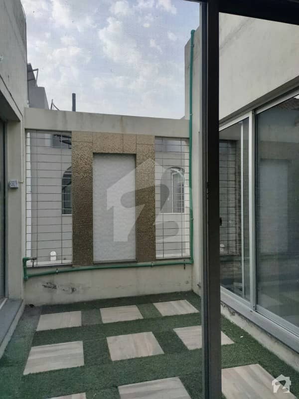 10 Marla Beautiful House In Dha Phase 5 Near Wateen Chowk Ideal Location