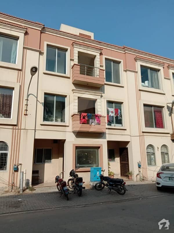 Ideally Located Flat Of 6 Marla Is Available For Sale In Lahore