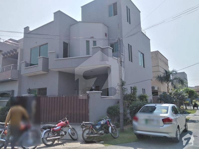 Gorgeous 1125  Square Feet House For Sale Available In Tariq Gardens