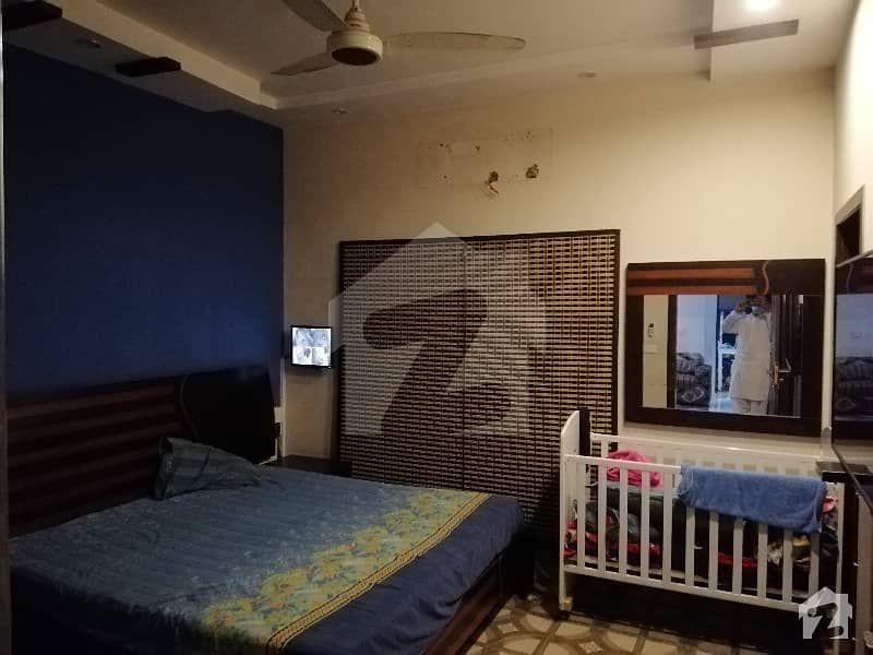 جوہر ٹاؤن فیز 2 جوہر ٹاؤن لاہور میں 3 کمروں کا 3 مرلہ مکان 46 ہزار میں کرایہ پر دستیاب ہے۔