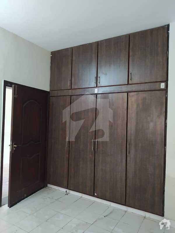 12 Marla 4 Bed Room Apartment For Rent