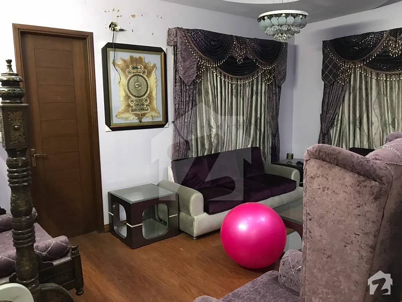 ٹیپو سلطان روڈ کراچی میں 4 کمروں کا 10 مرلہ مکان 6.5 کروڑ میں برائے فروخت۔