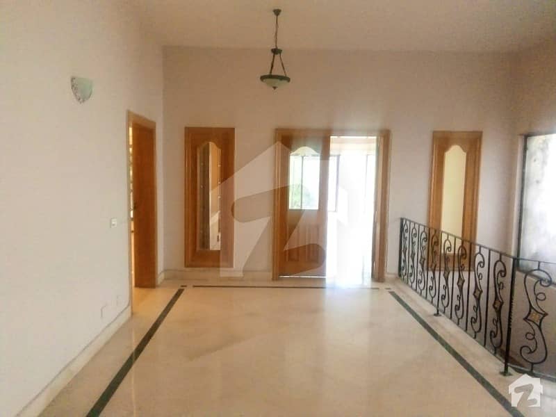 6 Bed Beautiful House  For Rent In Peace Full Location Of G6