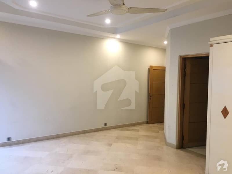 Upper Portion In DHA Defence For Rent