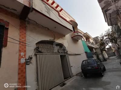 3.5 Marla House For Rent In Beautiful Gulshan Colony