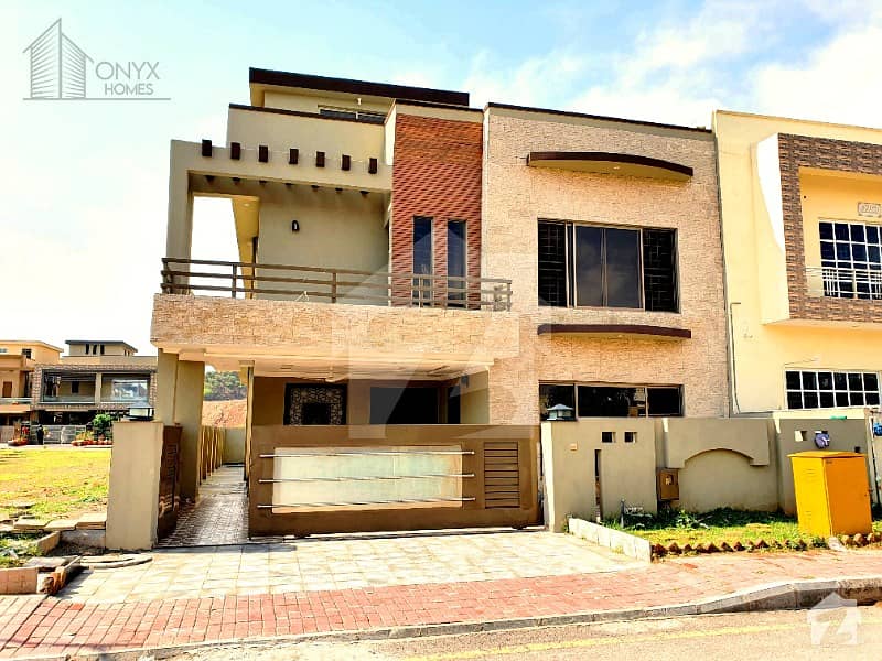Amazing 10 Marla Spacious House For Sale
