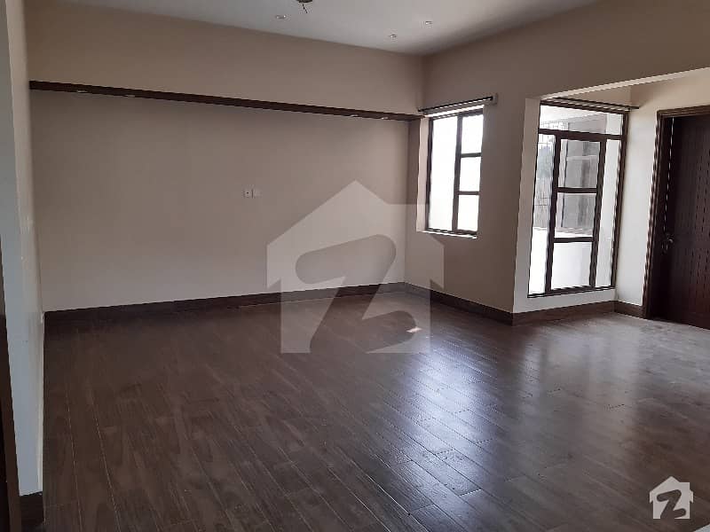 3 Bed 300 Square Yard New Portion For Rent In Callachi Society Gulshan E Iqbal 10 A Karachi