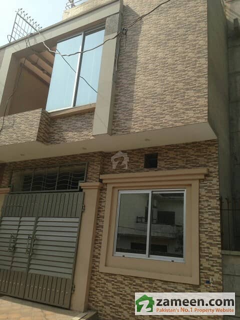 Near Jinna Hospital 3 Marla Double Storey House For Sale