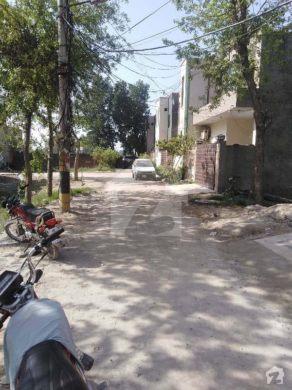 شاداب گارڈن لاہور میں 3 مرلہ رہائشی پلاٹ 33 لاکھ میں برائے فروخت۔