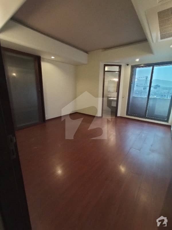 3 Bedroom Spacious Apartment For Rent In Silver Oaks Apartments F-10 Islamabad