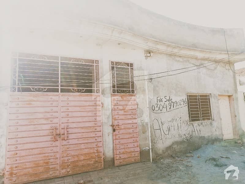 وہاڑی چوک ملتان میں 2 کمروں کا 7 مرلہ مکان 35 لاکھ میں برائے فروخت۔