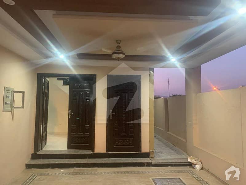 Front Opon 10 Marla House For Sale Bahria Enclave Islamabad