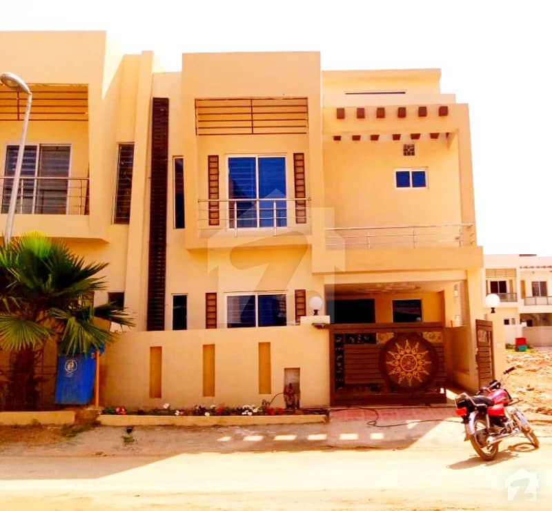 بحریہ ٹاؤن فیز 8 بحریہ ٹاؤن راولپنڈی راولپنڈی میں 3 کمروں کا 5 مرلہ مکان 1.32 کروڑ میں برائے فروخت۔