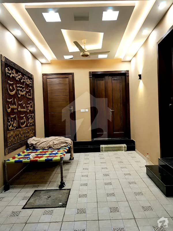لیک سٹی رائیونڈ روڈ لاہور میں 3 کمروں کا 5 مرلہ مکان 1.5 کروڑ میں برائے فروخت۔
