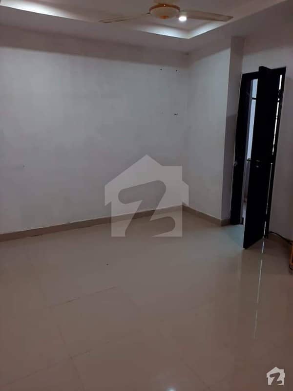 2 BEDROOM APPARTMENT FOR RENT IN E-11 ISLAMABAD