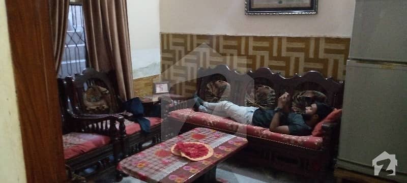 چونگی امر سدھو لاہور میں 2 کمروں کا 3 مرلہ مکان 40 لاکھ میں برائے فروخت۔