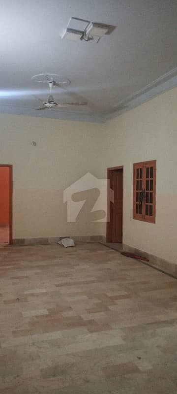 قیوم آباد ۔ ڈی ایریا قیوم آباد کراچی میں 9 کمروں کا 6 مرلہ مکان 2.8 کروڑ میں برائے فروخت۔