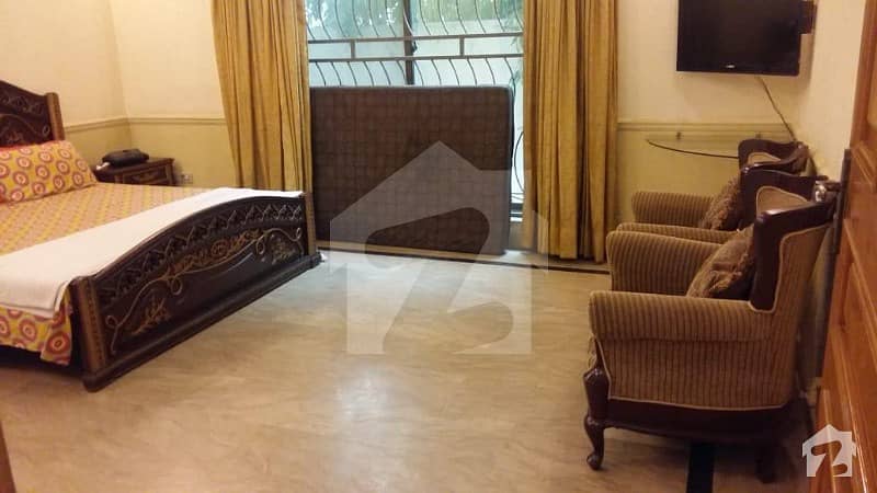 Kanal Fully Furnished Beautiful 5 Bed VIP And Executive House Available For Rent