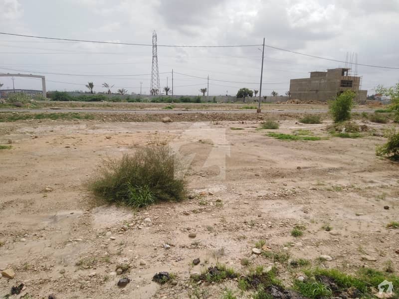 Ideal Commercial Plot Is Available For Sale In Karachi
